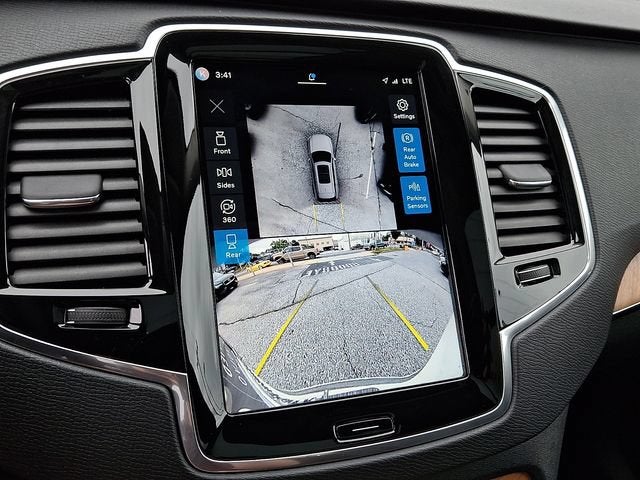 2024 Volvo XC90 Recharge Plug-In Hyb Plus Bright Theme