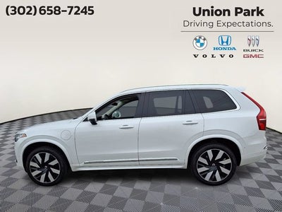 2024 Volvo XC90 Recharge Plug-In Hyb Plus Bright Theme