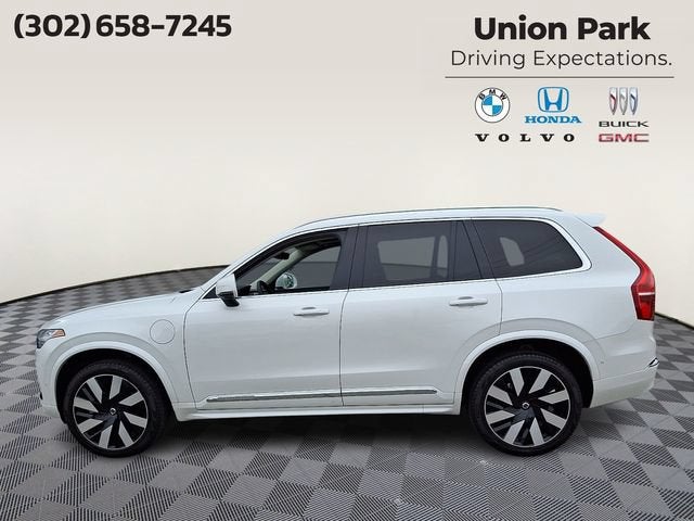 2024 Volvo XC90 Recharge Plug-In Hyb Plus Bright Theme