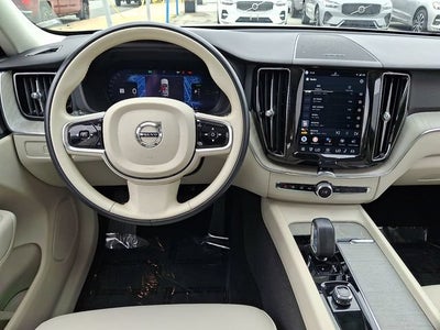 2024 Volvo XC60 Recharge Plug-In Hybrid T8 Plus Dark Theme