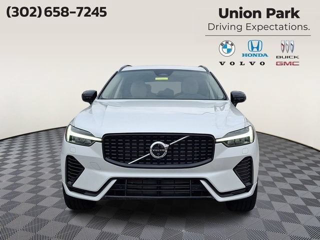 2024 Volvo XC60 Recharge Plug-In Hybrid T8 Plus Dark Theme