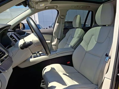 2023 Volvo XC90 Plus