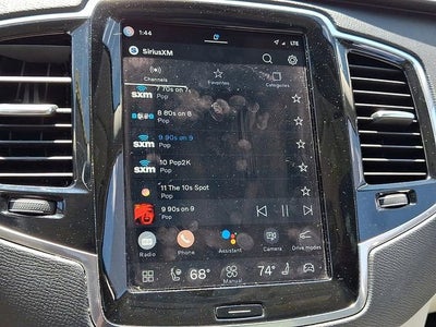 2023 Volvo XC90 Plus