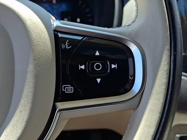 2023 Volvo XC90 Plus