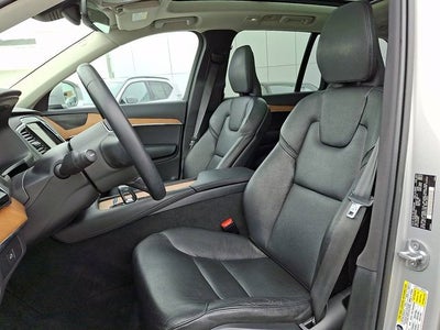 2023 Volvo XC90 Plus