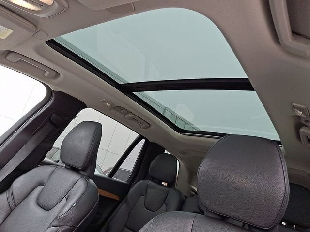 2023 Volvo XC90 Plus