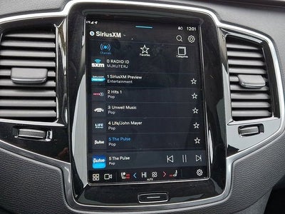 2023 Volvo XC90 Plus