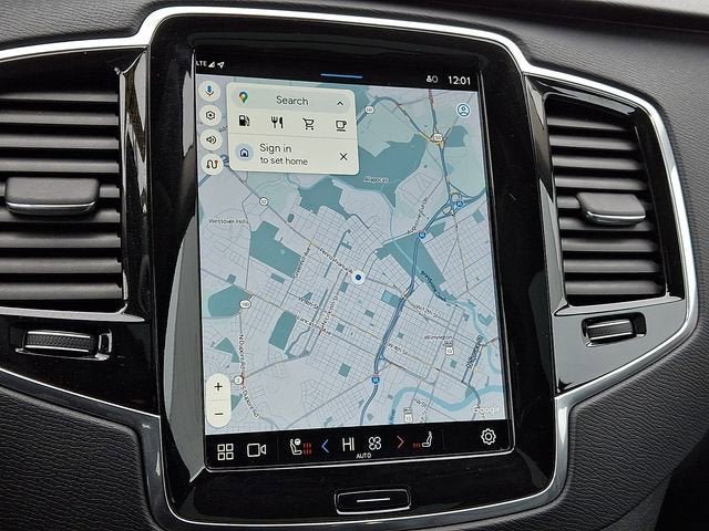 2023 Volvo XC90 Plus