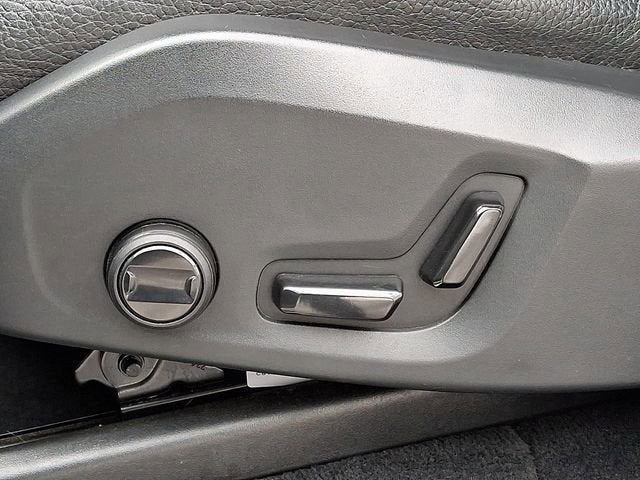 2023 Volvo XC90 Plus