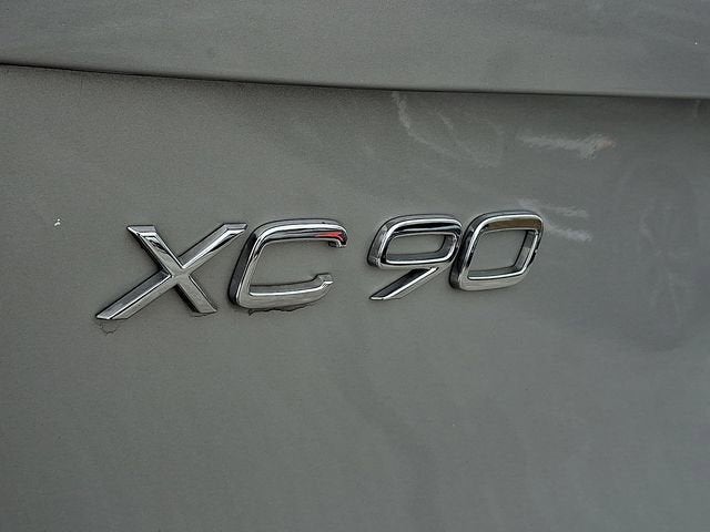 2023 Volvo XC90 Plus