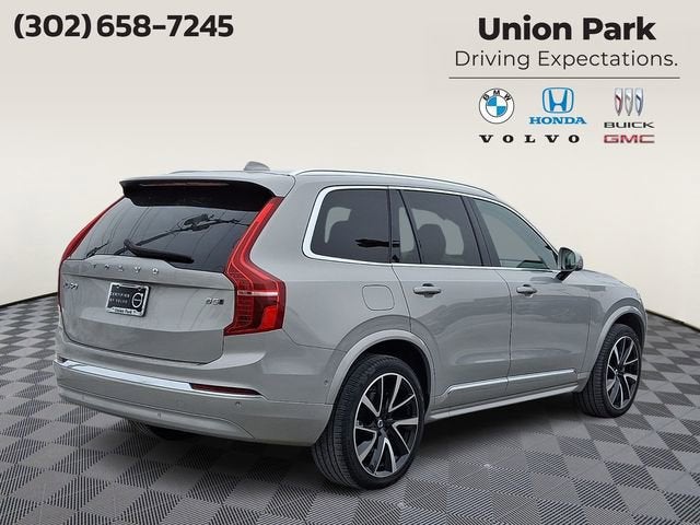 2023 Volvo XC90 Plus