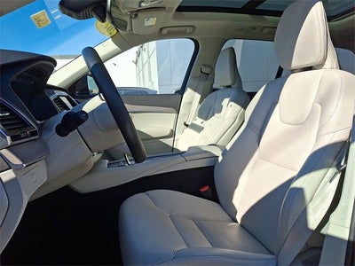 2023 Volvo XC90 Plus