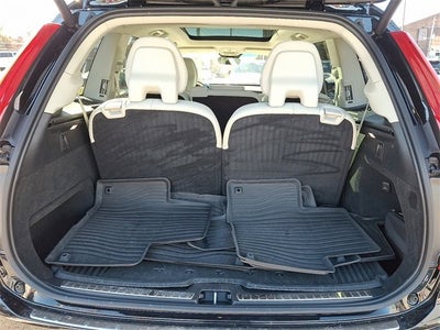 2023 Volvo XC90 Plus