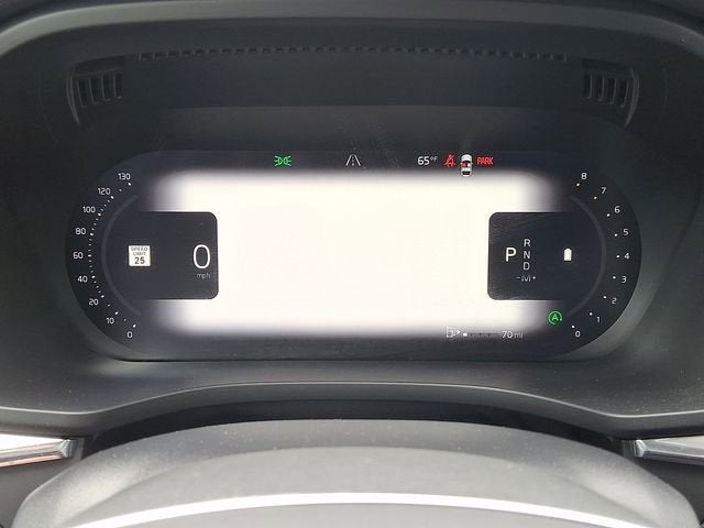 2024 Volvo XC60 Core Dark Theme