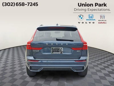 2024 Volvo XC60 Core Dark Theme