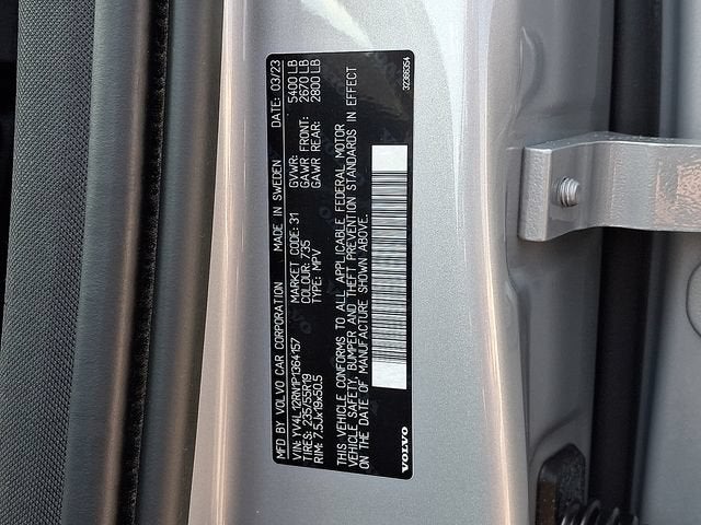 2023 Volvo XC60 B5 Plus Bright Theme