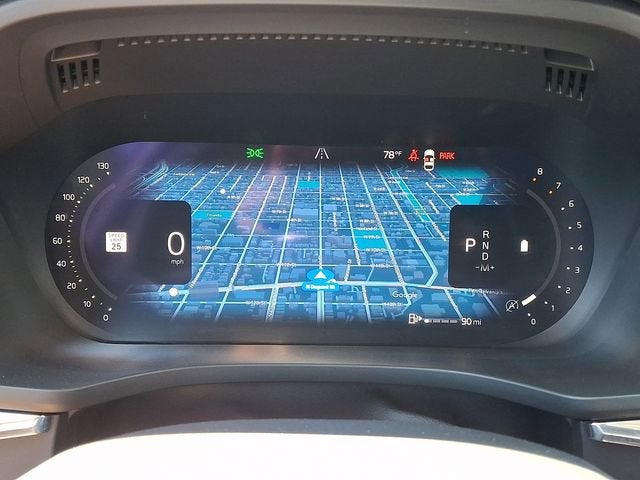 2023 Volvo XC60 Plus Bright Theme