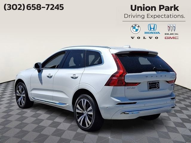 2023 Volvo XC60 Plus Bright Theme