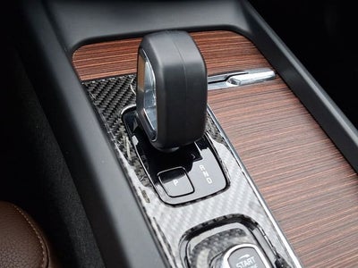 2023 Volvo XC60 Plus Bright Theme