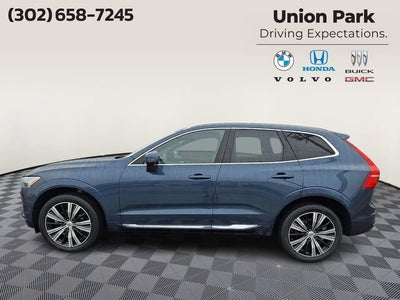 2023 Volvo XC60 Plus Bright Theme