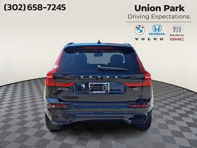 2023 Volvo XC60 Plus Dark Theme