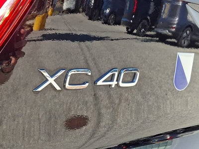2023 Volvo XC40 B5 Core