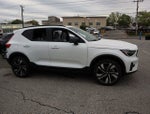 2023 Volvo XC40 Plus Dark Theme