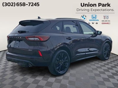 2023 Ford Escape Hybrid ST-Line Elite