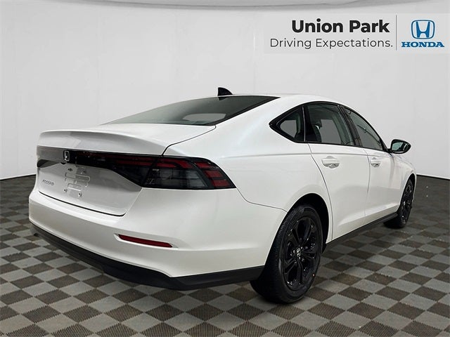 2025 Honda Accord SE