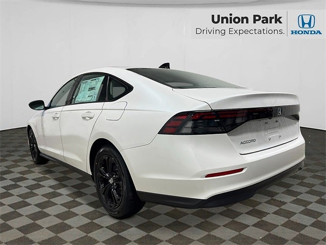 2025 Honda Accord SE