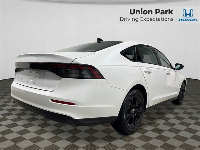 2025 Honda Accord SE