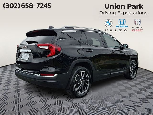2024 GMC Terrain SLT