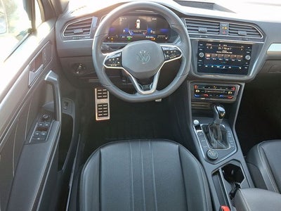 2024 Volkswagen Tiguan 2.0T SE R-Line Black