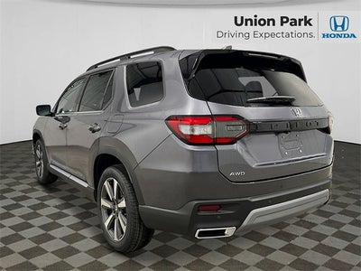 2025 Honda Pilot Touring