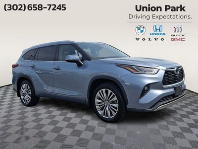 2023 Toyota Highlander Platinum