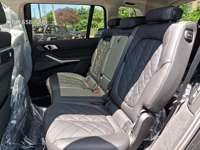 2027 BMW X7 xDrive40i