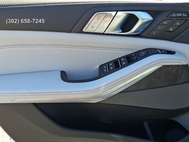 2027 BMW X7 xDrive40i