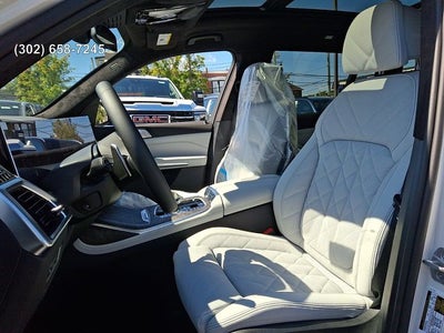 2027 BMW X7 xDrive40i
