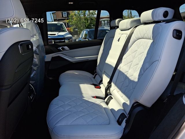 2027 BMW X7 xDrive40i