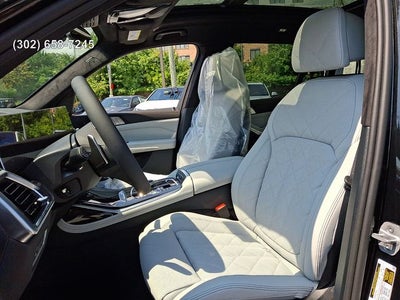 2027 BMW X7 xDrive40i