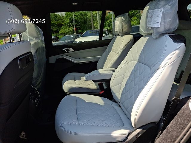2027 BMW X7 xDrive40i