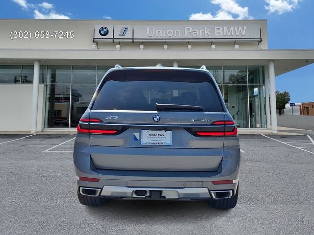 2023 BMW X7 xDrive40i