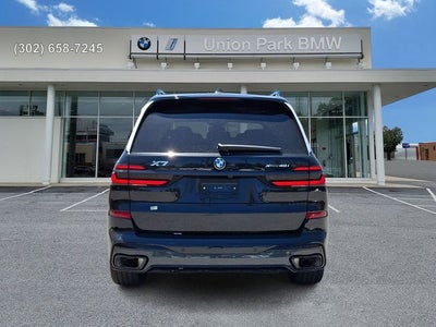 2027 BMW X7 xDrive40i