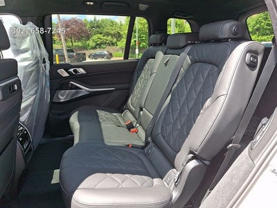 2027 BMW X7 xDrive40i