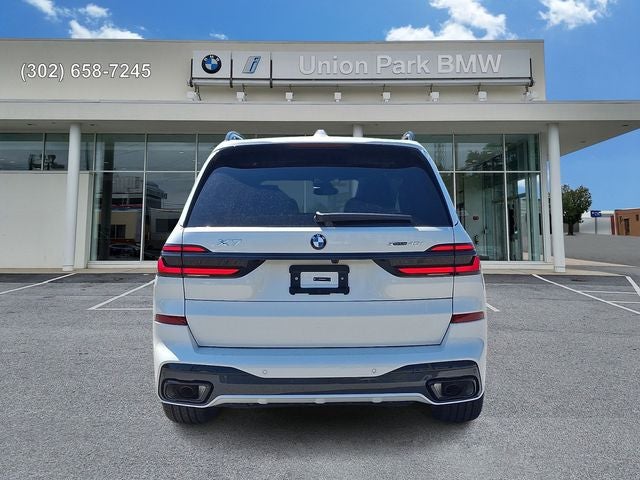 2027 BMW X7 xDrive40i