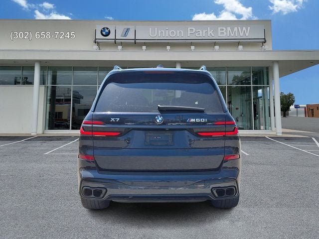 2024 BMW X7 M60i