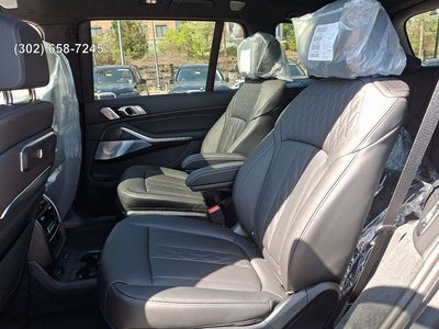 2026 BMW X7 M60i