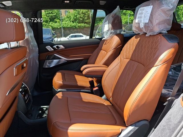 2027 BMW X7 M60i