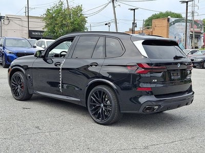 2026 BMW X5 M60i