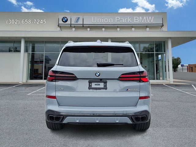2026 BMW X5 M60i